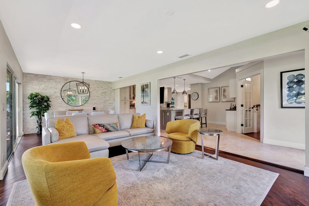 For Rent: $10,000 (3 beds, 2 baths, 1972 Square Feet)