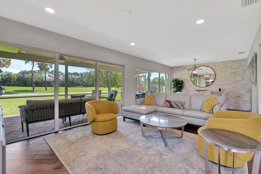 For Rent: $10,000 (3 beds, 2 baths, 1972 Square Feet)