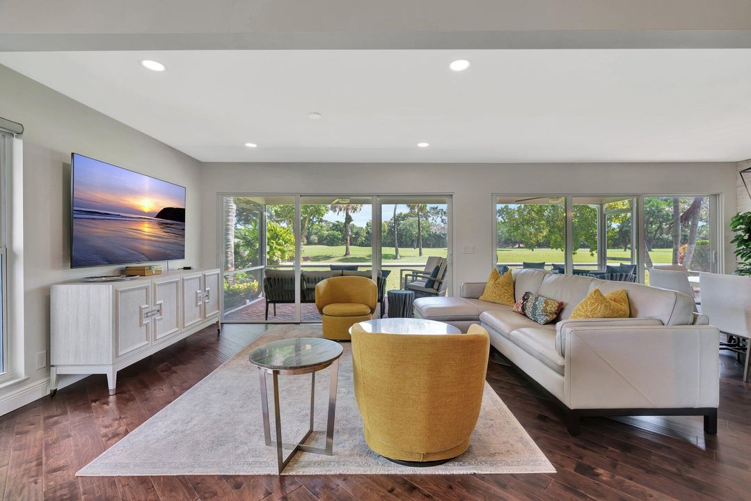 For Rent: $10,000 (3 beds, 2 baths, 1972 Square Feet)