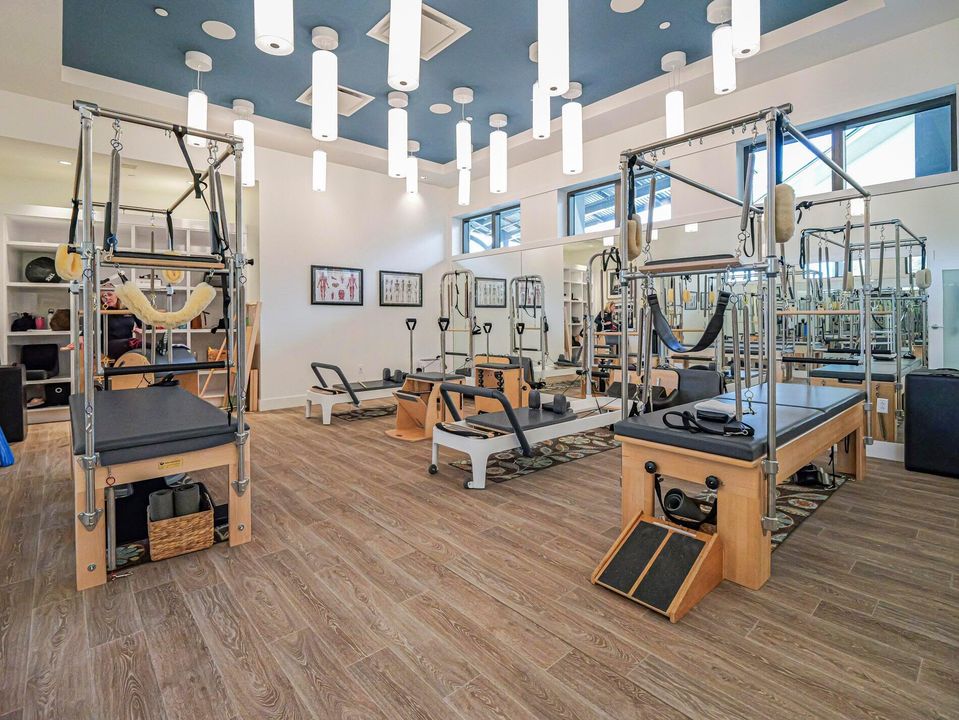 For Rent: $10,000 (3 beds, 2 baths, 1972 Square Feet)