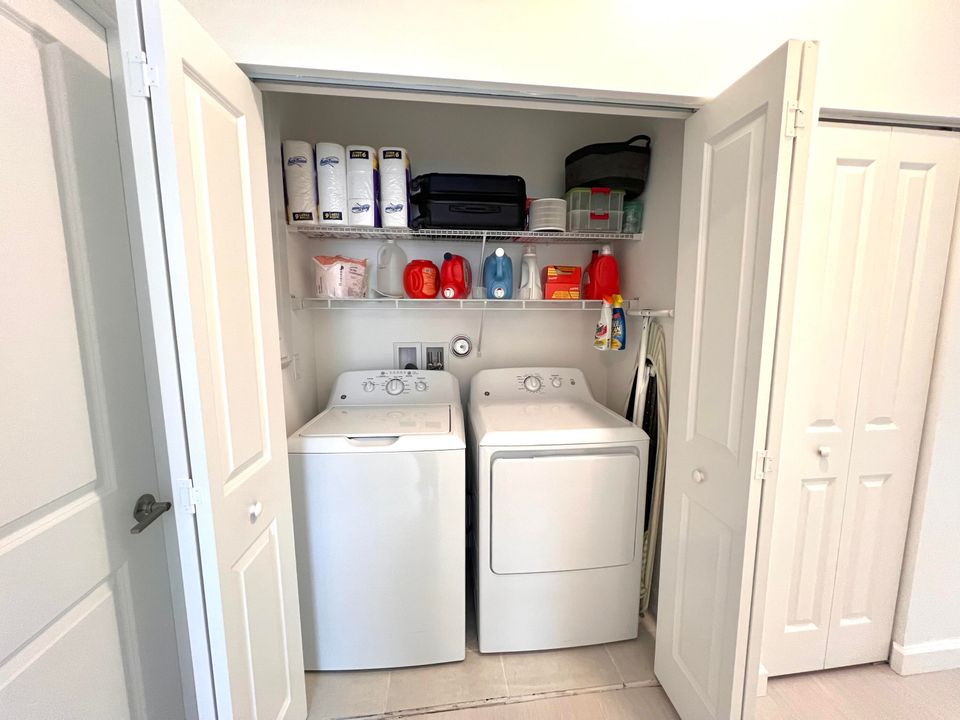 En Venta: $549,900 (3 camas, 2 baños, 1796 Pies cuadrados)