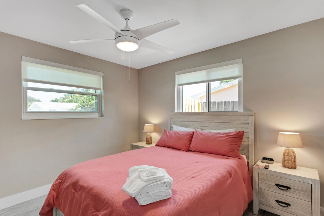 На продажу: $849,000 (3 спален, 2 ванн, 1215 Квадратных фут)