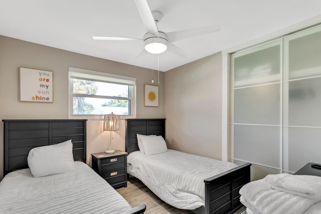 На продажу: $849,000 (3 спален, 2 ванн, 1215 Квадратных фут)