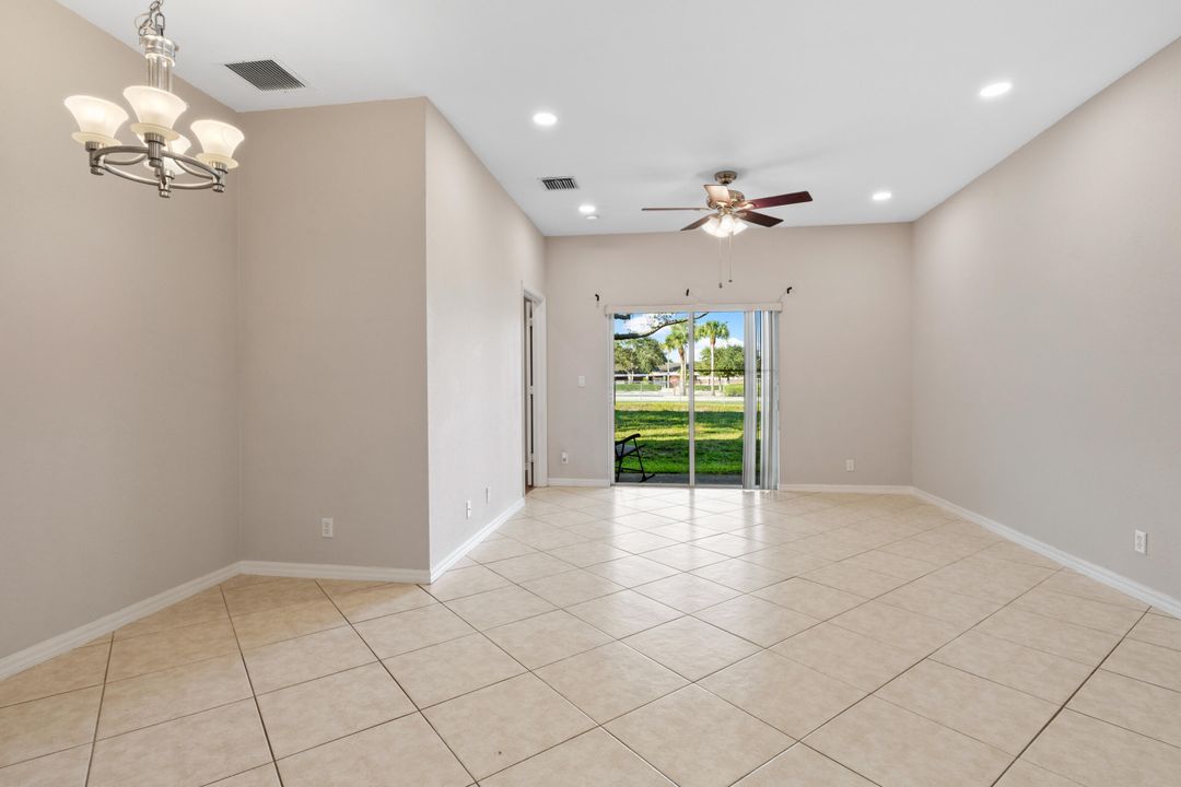 На продажу: $259,700 (3 спален, 2 ванн, 1316 Квадратных фут)