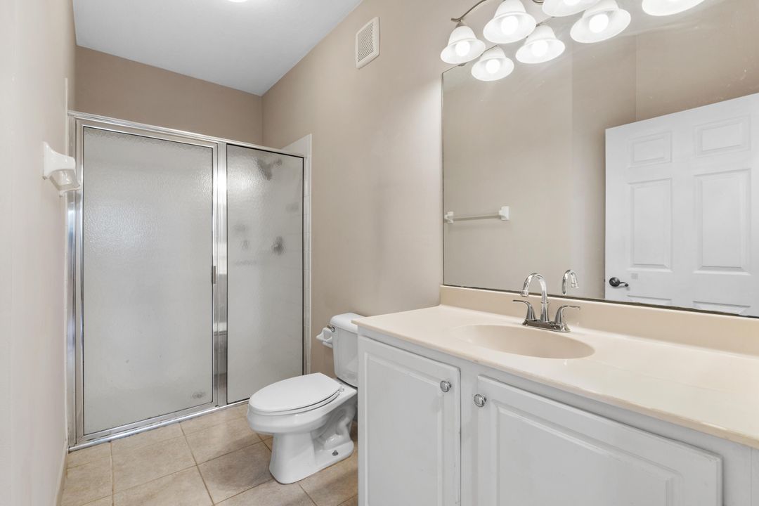 На продажу: $259,700 (3 спален, 2 ванн, 1316 Квадратных фут)