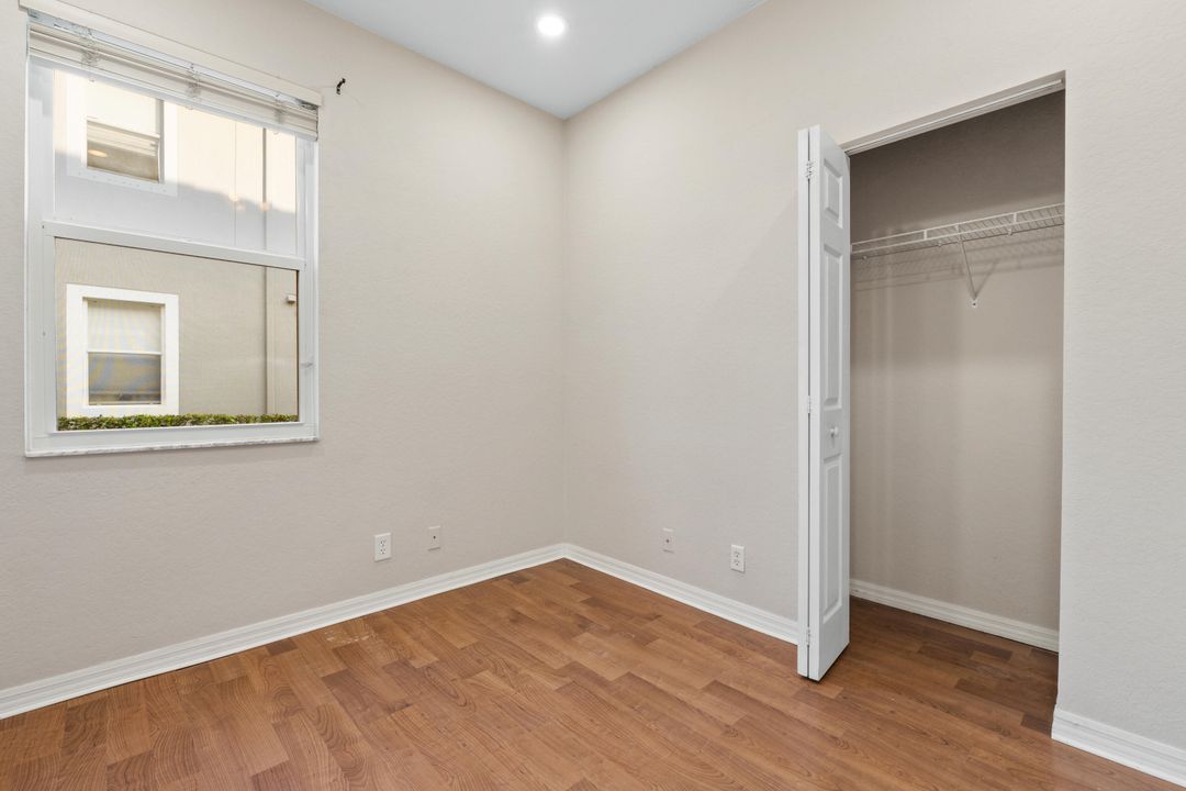 На продажу: $259,700 (3 спален, 2 ванн, 1316 Квадратных фут)