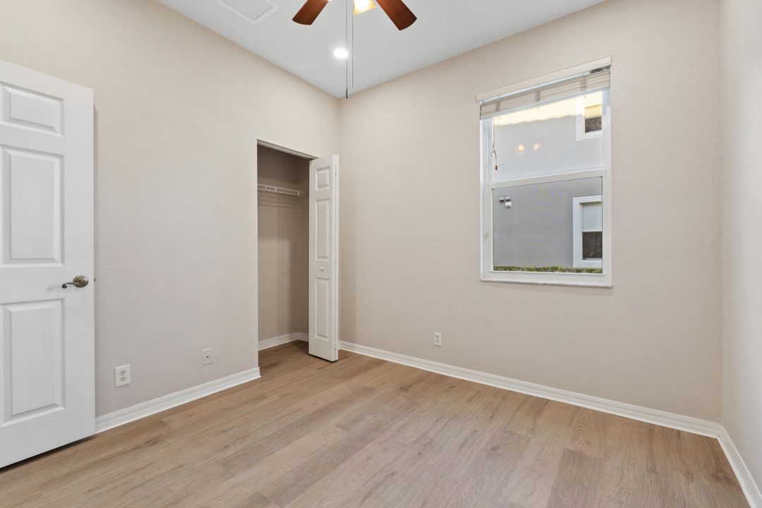 На продажу: $259,700 (3 спален, 2 ванн, 1316 Квадратных фут)