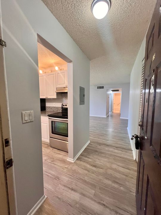 En Renta: $2,400 (2 camas, 2 baños, 1100 Pies cuadrados)