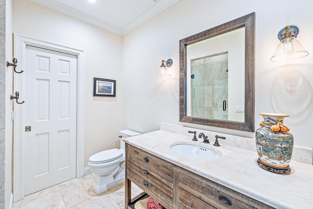 En Venta: $2,650,000 (3 camas, 3 baños, 3230 Pies cuadrados)