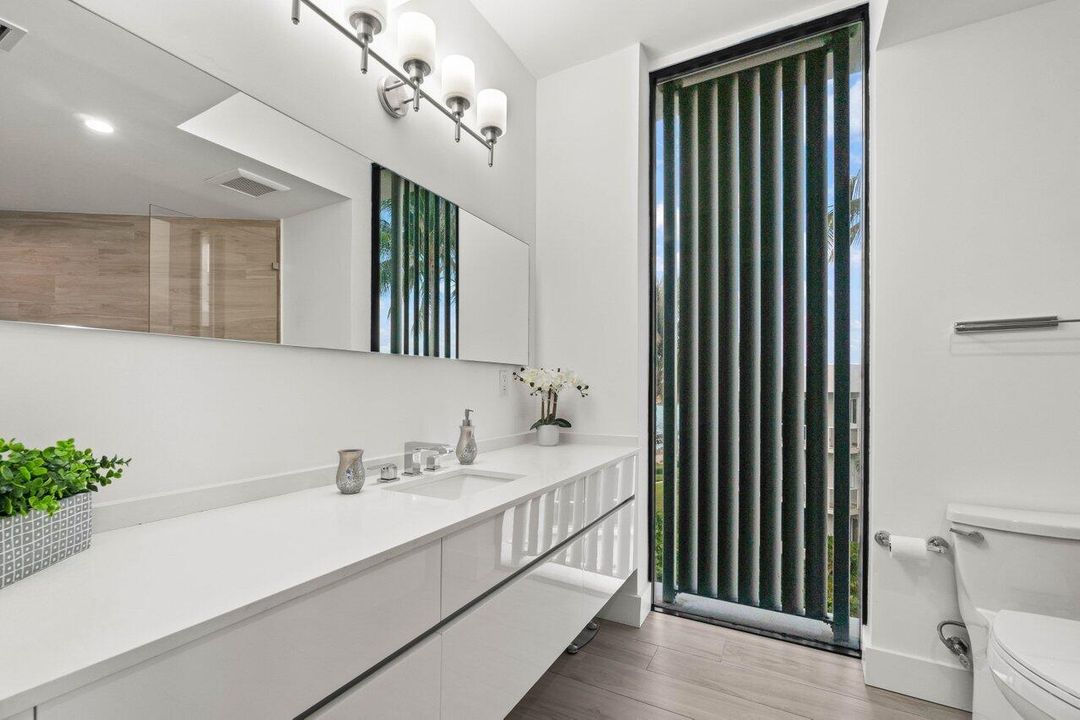 En Venta: $2,595,000 (2 camas, 2 baños, 1635 Pies cuadrados)