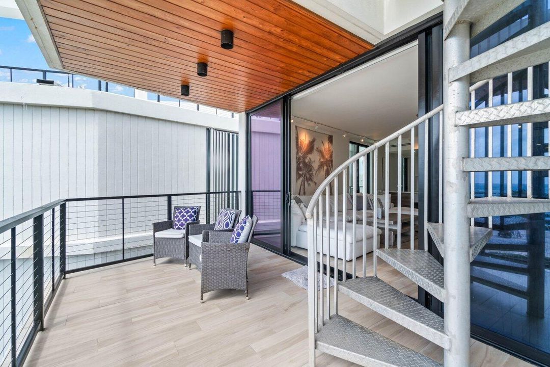 En Venta: $2,595,000 (2 camas, 2 baños, 1635 Pies cuadrados)