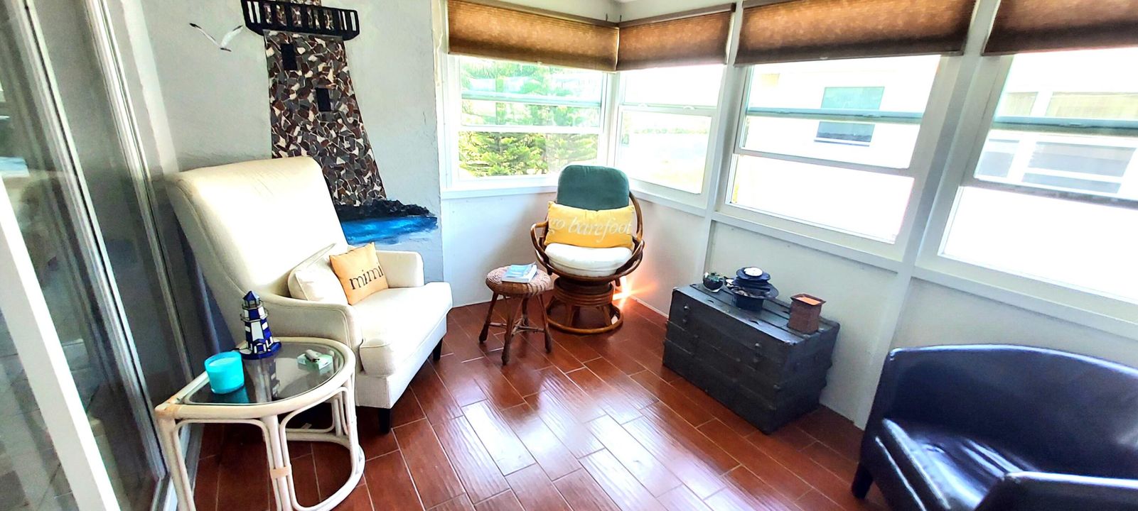 На продажу: $149,000 (2 спален, 2 ванн, 1208 Квадратных фут)