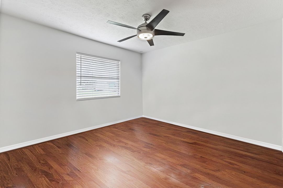 For Sale: $469,900 (5 beds, 2 baths, 2678 Square Feet)