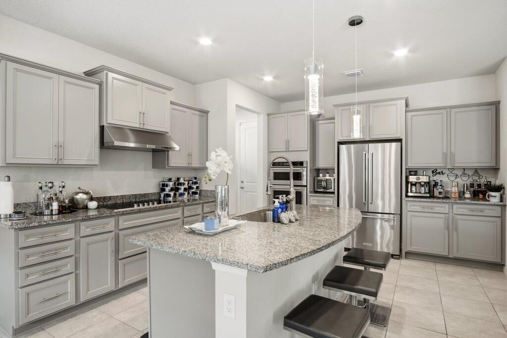 En Venta: $1,200,000 (5 camas, 2 baños, 2501 Pies cuadrados)