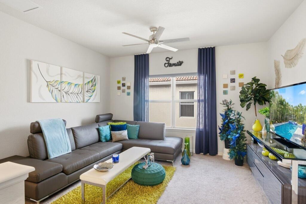 En Venta: $1,200,000 (5 camas, 2 baños, 2501 Pies cuadrados)