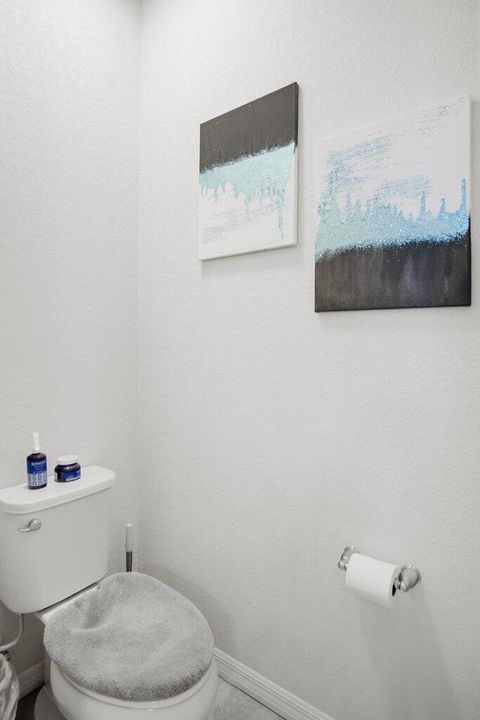 En Venta: $1,200,000 (5 camas, 2 baños, 2501 Pies cuadrados)