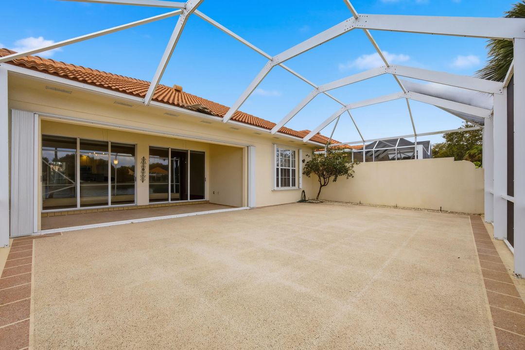 For Sale: $799,000 (3 beds, 2 baths, 1826 Square Feet)