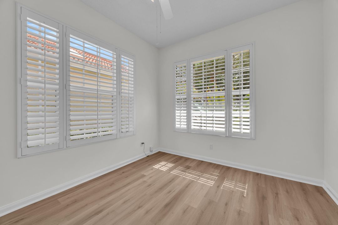 For Sale: $799,000 (3 beds, 2 baths, 1826 Square Feet)