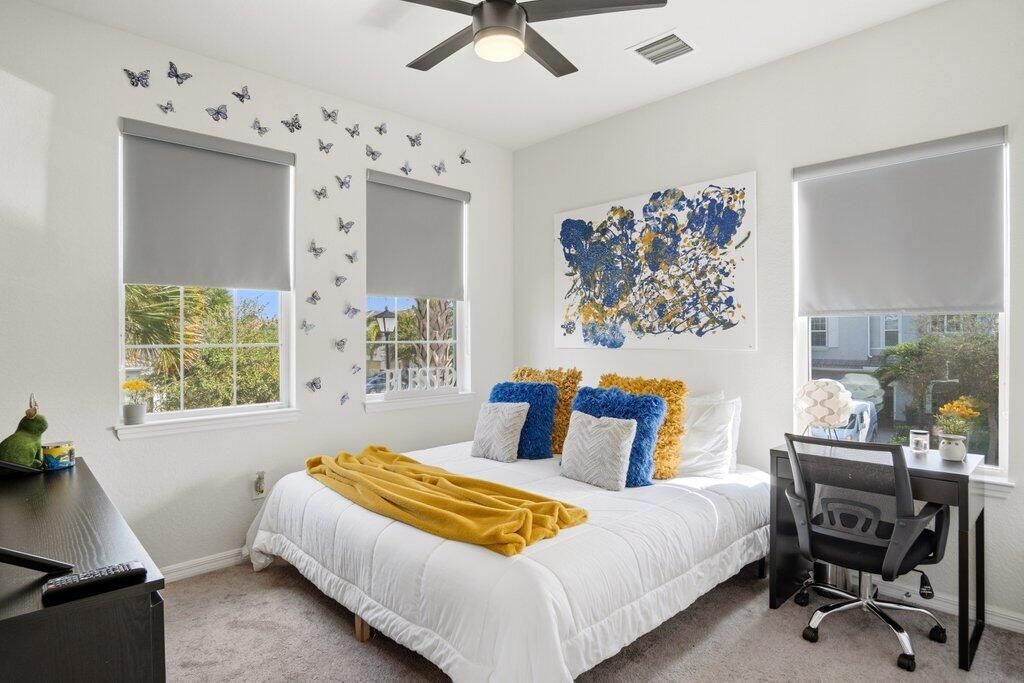 En Venta: $1,200,000 (5 camas, 2 baños, 2501 Pies cuadrados)