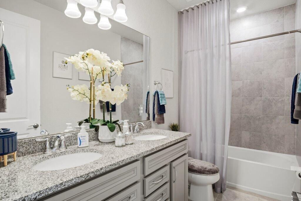 En Venta: $1,200,000 (5 camas, 2 baños, 2501 Pies cuadrados)