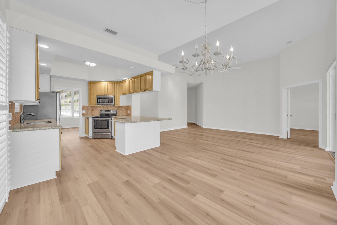 For Sale: $799,000 (3 beds, 2 baths, 1826 Square Feet)