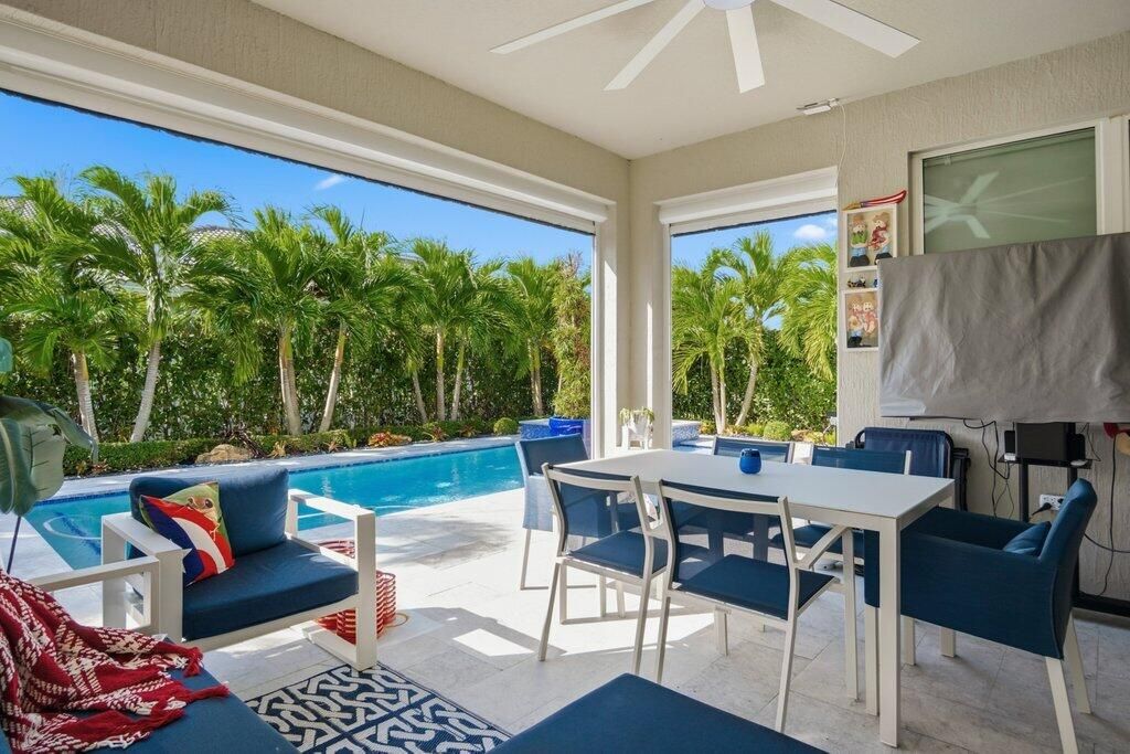 En Venta: $1,200,000 (5 camas, 2 baños, 2501 Pies cuadrados)