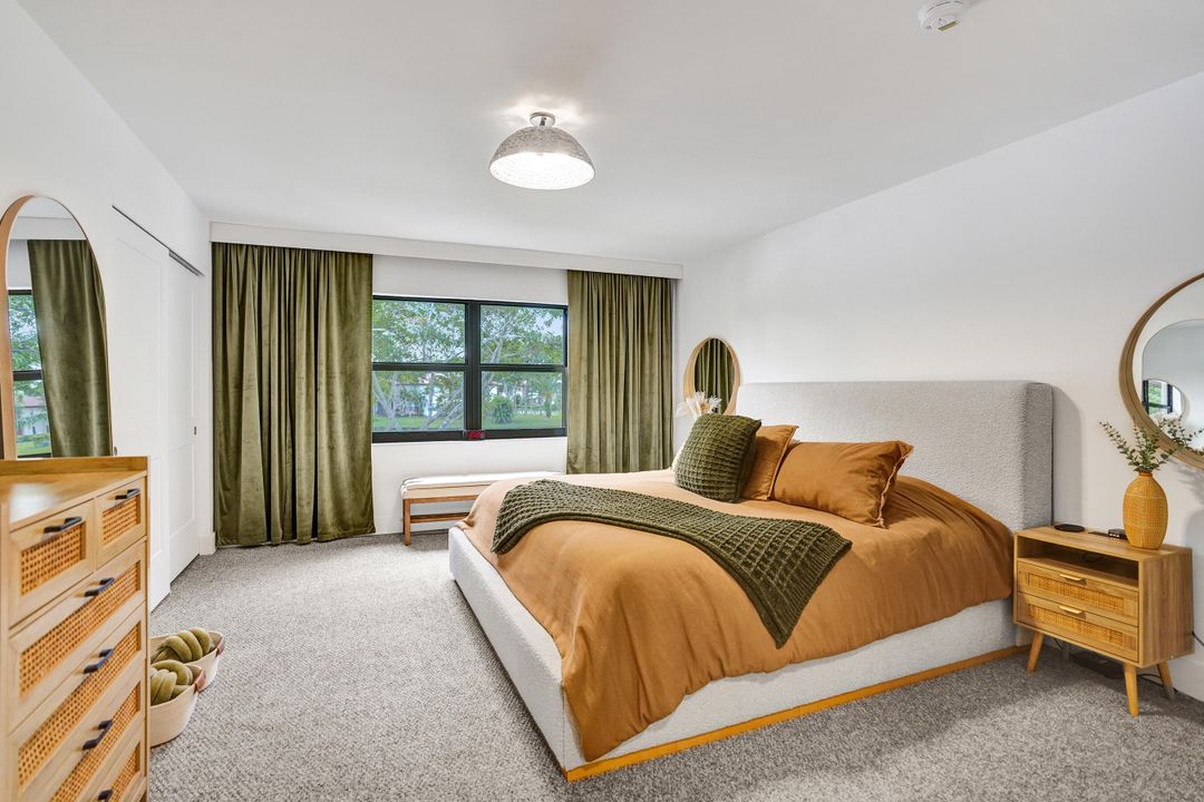 На продажу: $309,000 (2 спален, 2 ванн, 1216 Квадратных фут)