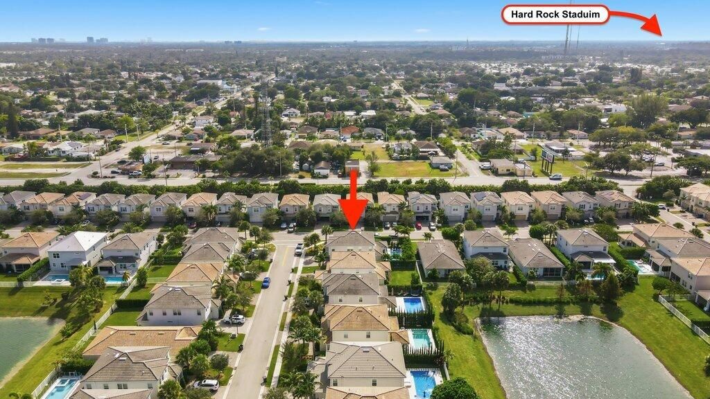 En Venta: $1,200,000 (5 camas, 2 baños, 2501 Pies cuadrados)