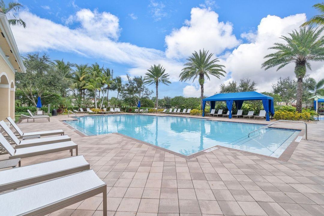 Active With Contract: $789,990 (4 beds, 3 baths, 2281 Square Feet)