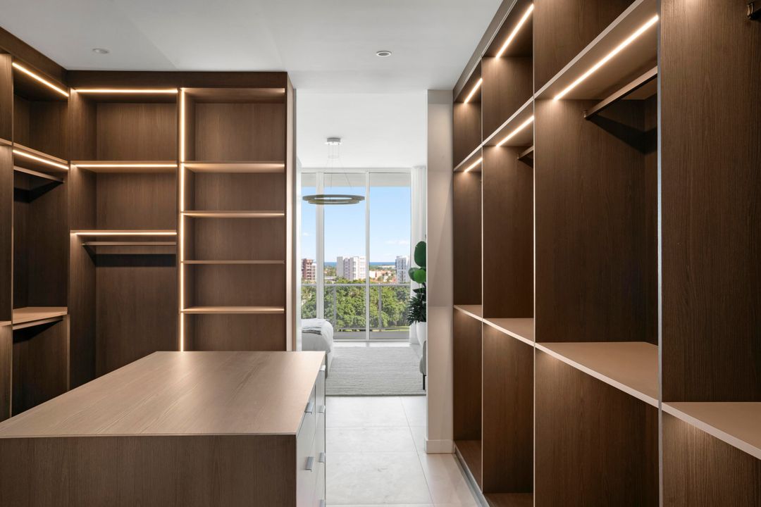 For Sale: $8,101,000 (4 beds, 4 baths, 4445 Square Feet)