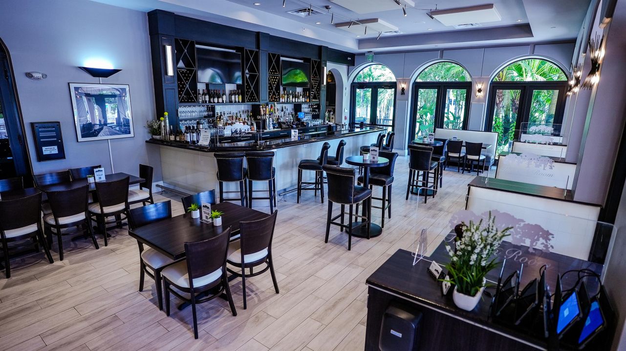 For Sale: $3,495,000 (7 beds, 6 baths, 5505 Square Feet)