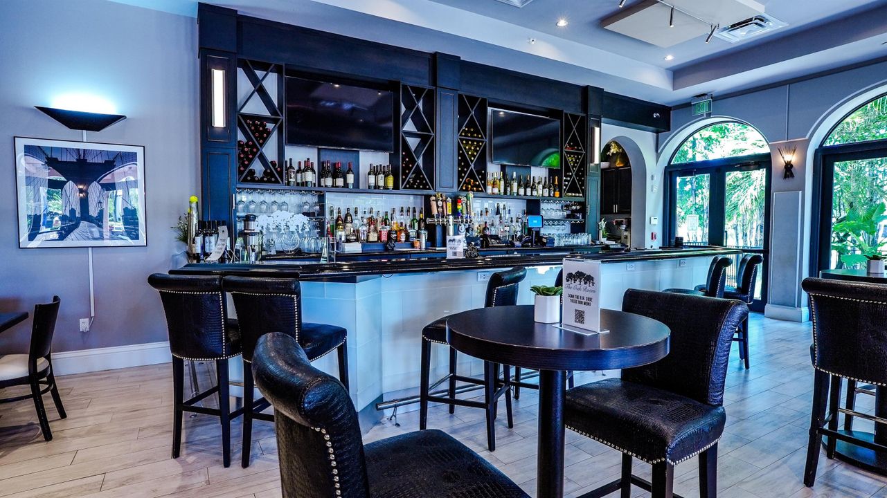 For Sale: $3,495,000 (7 beds, 6 baths, 5505 Square Feet)