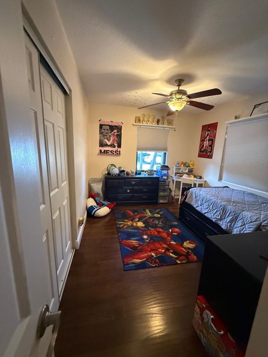 For Rent: $5,100 (4 beds, 2 baths, 2208 Square Feet)