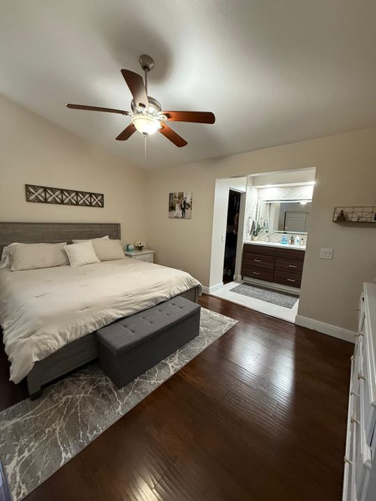 For Rent: $5,100 (4 beds, 2 baths, 2208 Square Feet)