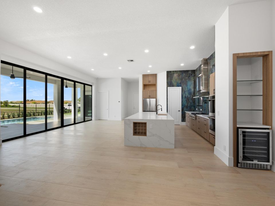 На продажу: $1,175,000 (4 спален, 2 ванн, 3089 Квадратных фут)