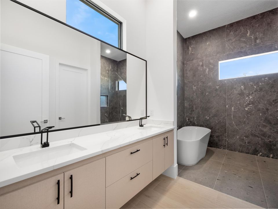 На продажу: $1,175,000 (4 спален, 2 ванн, 3089 Квадратных фут)