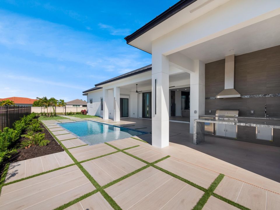 На продажу: $1,175,000 (4 спален, 2 ванн, 3089 Квадратных фут)