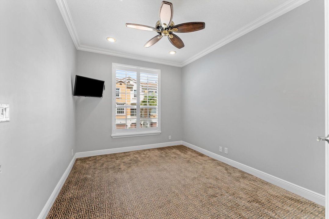 Active With Contract: $975,000 (4 beds, 3 baths, 3134 Square Feet)