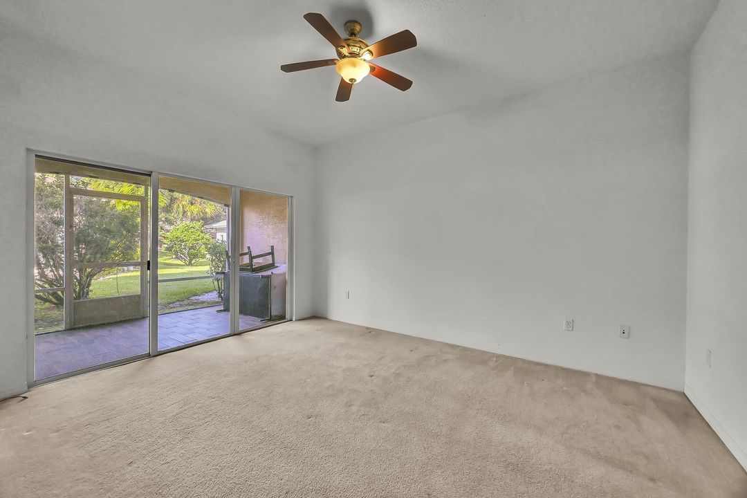 В аренду: $1,800 (2 спален, 2 ванн, 1330 Квадратных фут)