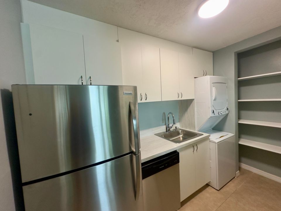 For Rent: $1,500 (1 beds, 1 baths, 541 Square Feet)