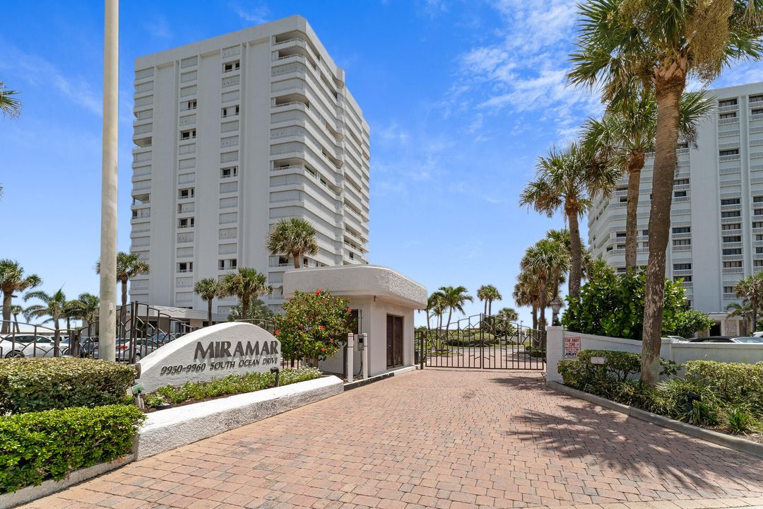 For Sale: $659,900 (2 beds, 2 baths, 1703 Square Feet)