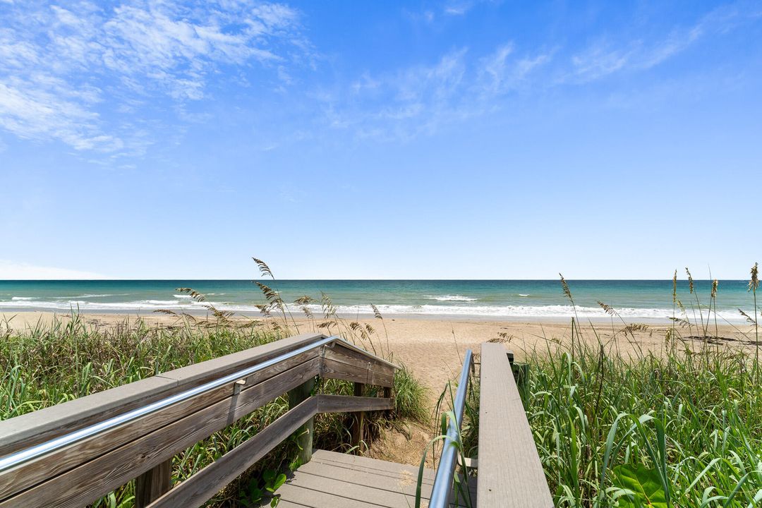 For Sale: $659,900 (2 beds, 2 baths, 1703 Square Feet)