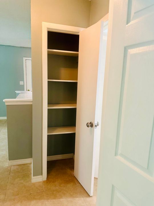 For Rent: $1,500 (1 beds, 1 baths, 541 Square Feet)