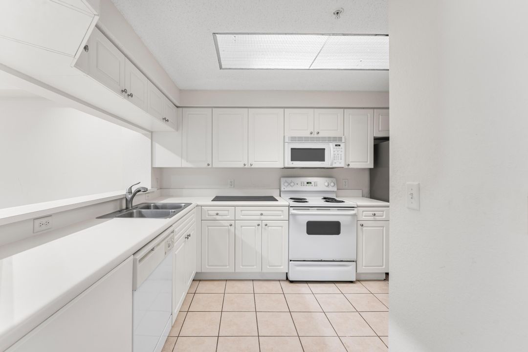 En Venta: $259,900 (1 camas, 1 baños, 819 Pies cuadrados)