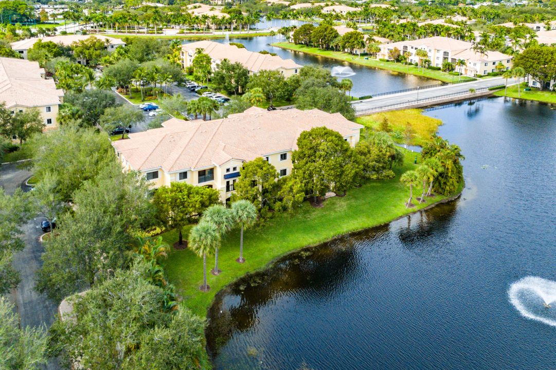 En Venta: $259,900 (1 camas, 1 baños, 819 Pies cuadrados)