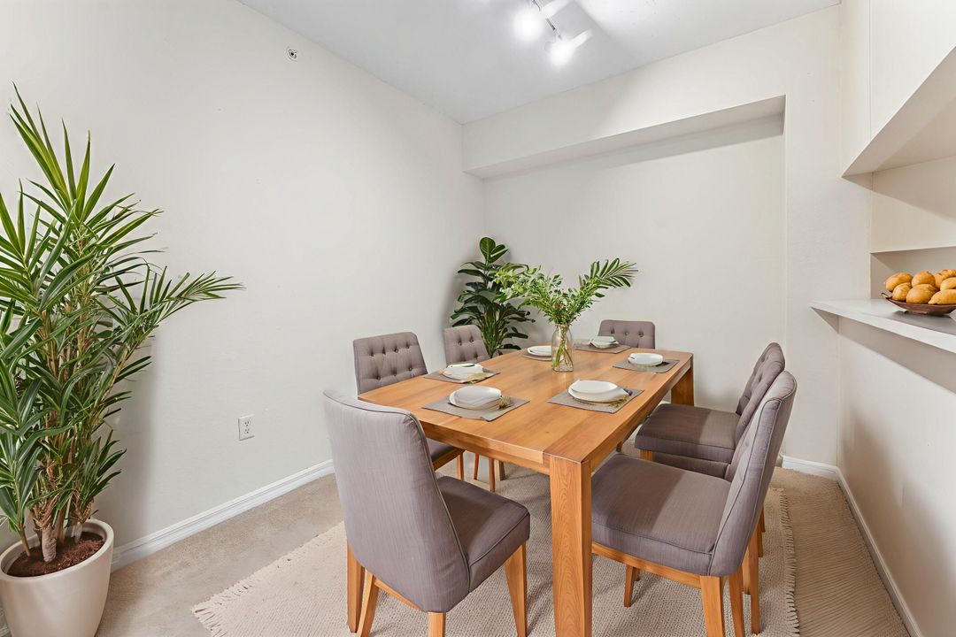 En Venta: $259,900 (1 camas, 1 baños, 819 Pies cuadrados)