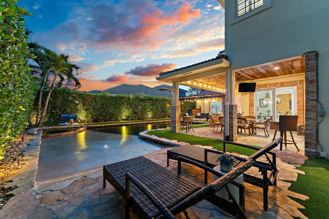 Active With Contract: $1,850,000 (5 beds, 4 baths, 3642 Square Feet)