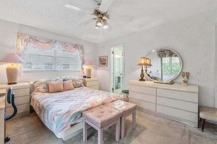 合同活跃: $1,600 (1 贝兹, 1 浴室, 702 平方英尺)