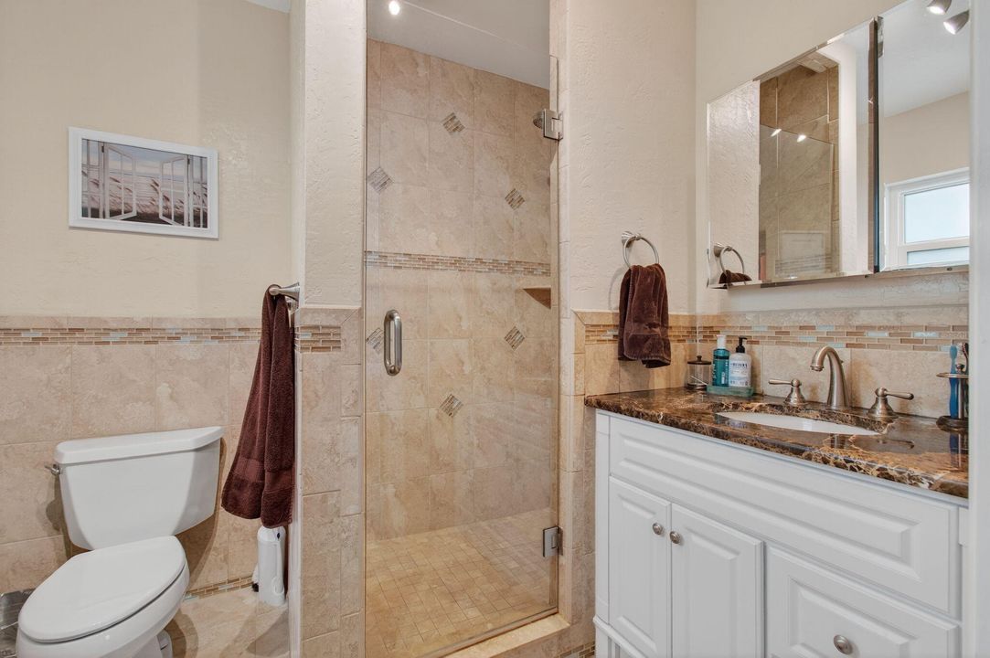 For Sale: $745,000 (3 beds, 2 baths, 1323 Square Feet)