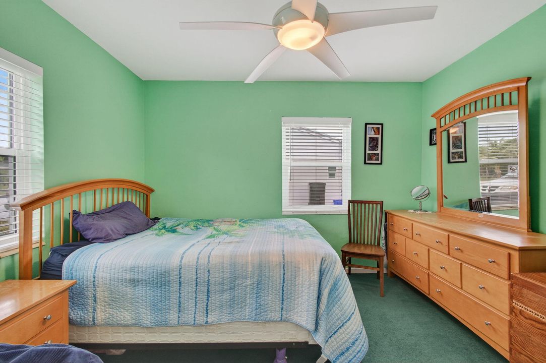 For Sale: $745,000 (3 beds, 2 baths, 1323 Square Feet)